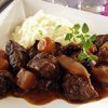 Rdjursgryta med hemlagat potatismos